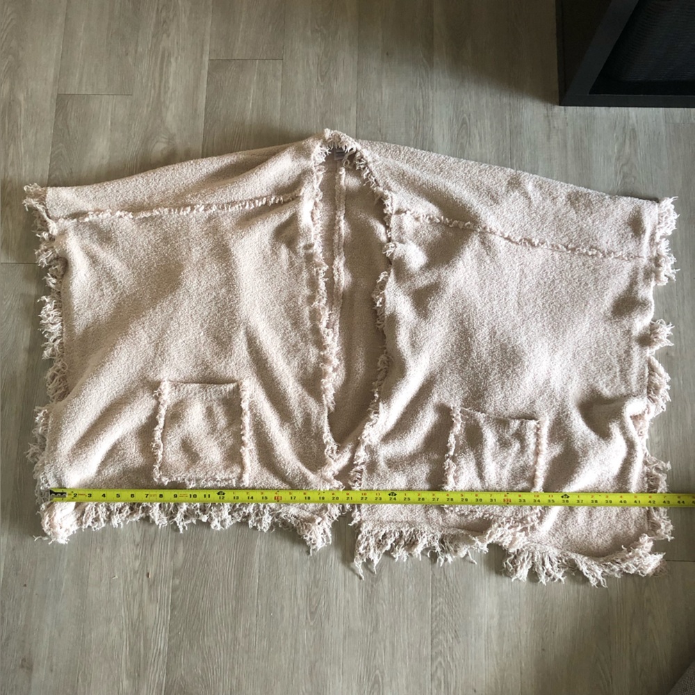 Barefoot Dreams Cozy Chic Fringe Poncho Shawl Beige - Picture 10 of 10